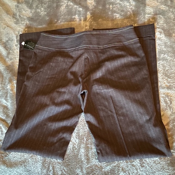 NWT-Star City pinstriped dress pants - Picture 2 of 8